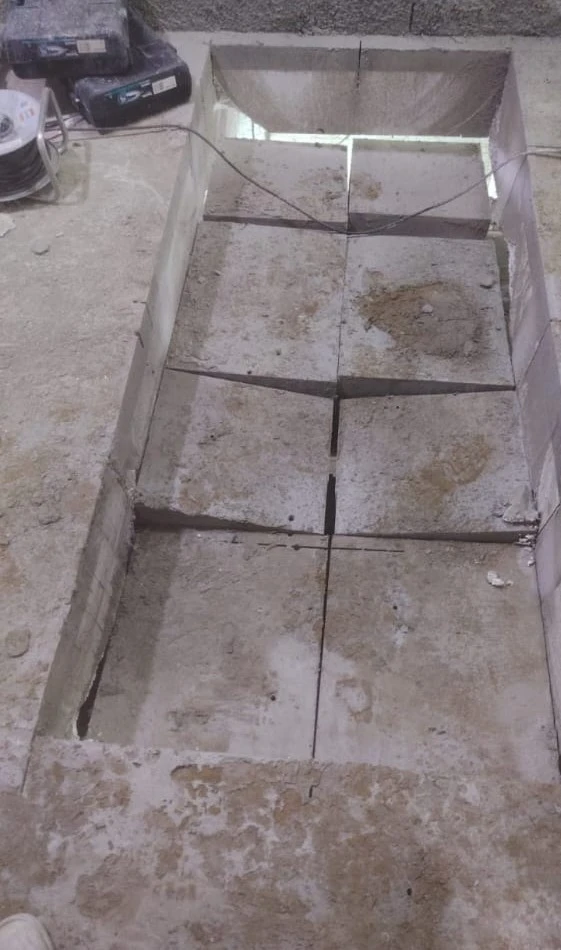 منشار الماس يقص بلاطة خرسانية مسلحة